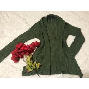 Green Knit Cardigan 💚